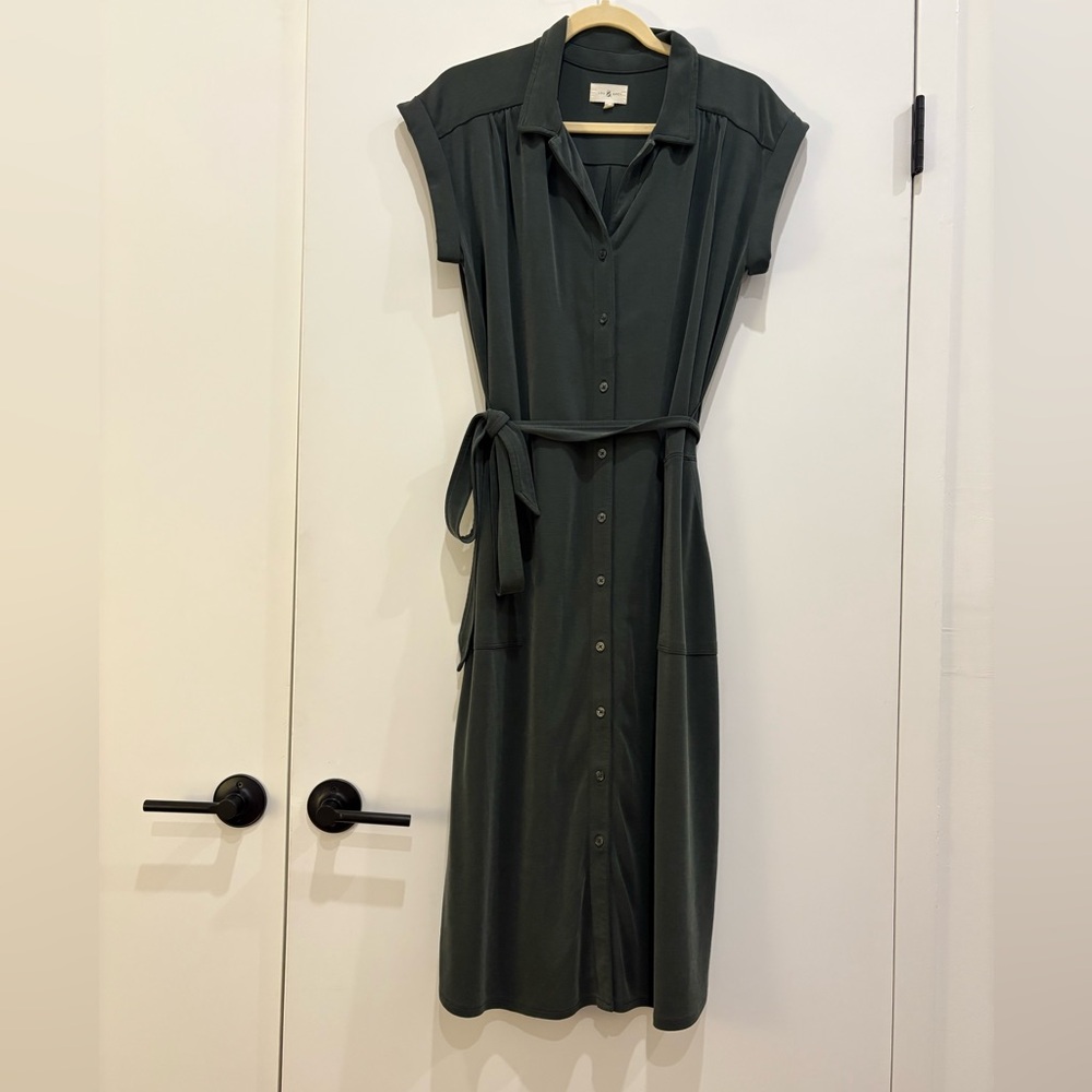 LOFT Lou & Grey Dolman Short Sleeve Olive Green Midi Dress